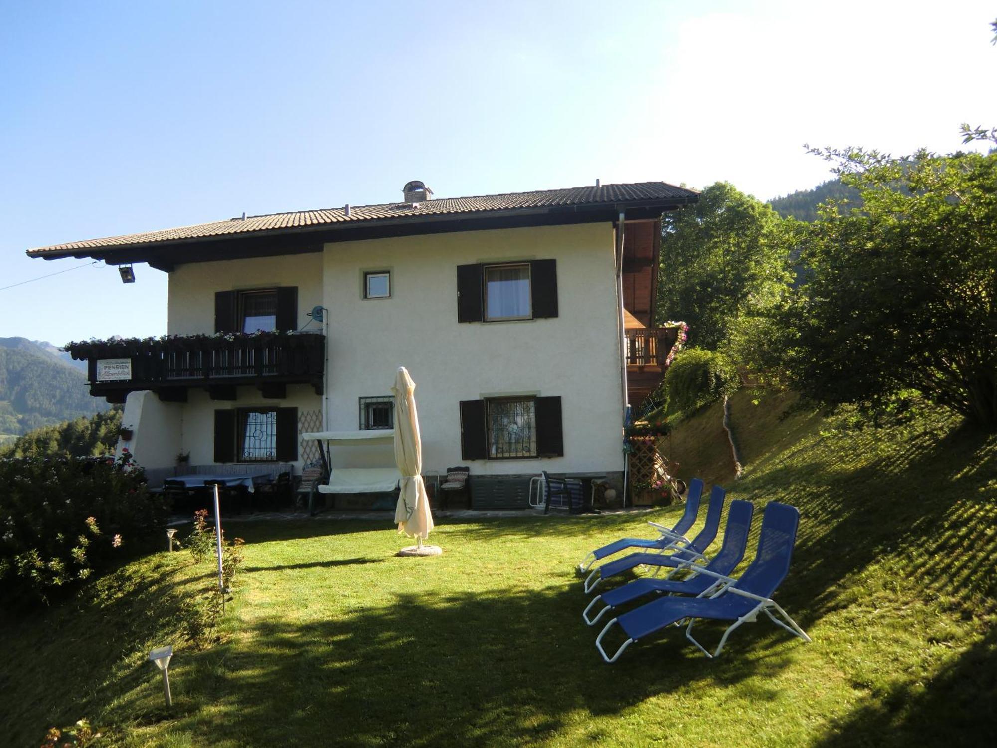 Alpenblick Bed & Breakfast Випитено Экстерьер фото