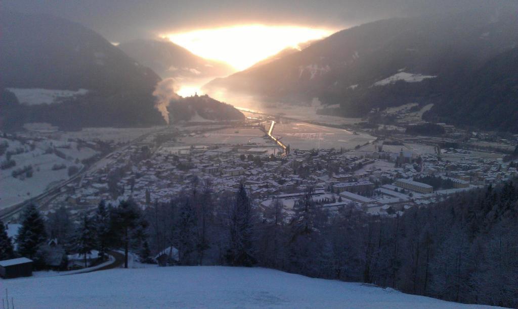Alpenblick Bed & Breakfast Випитено Экстерьер фото