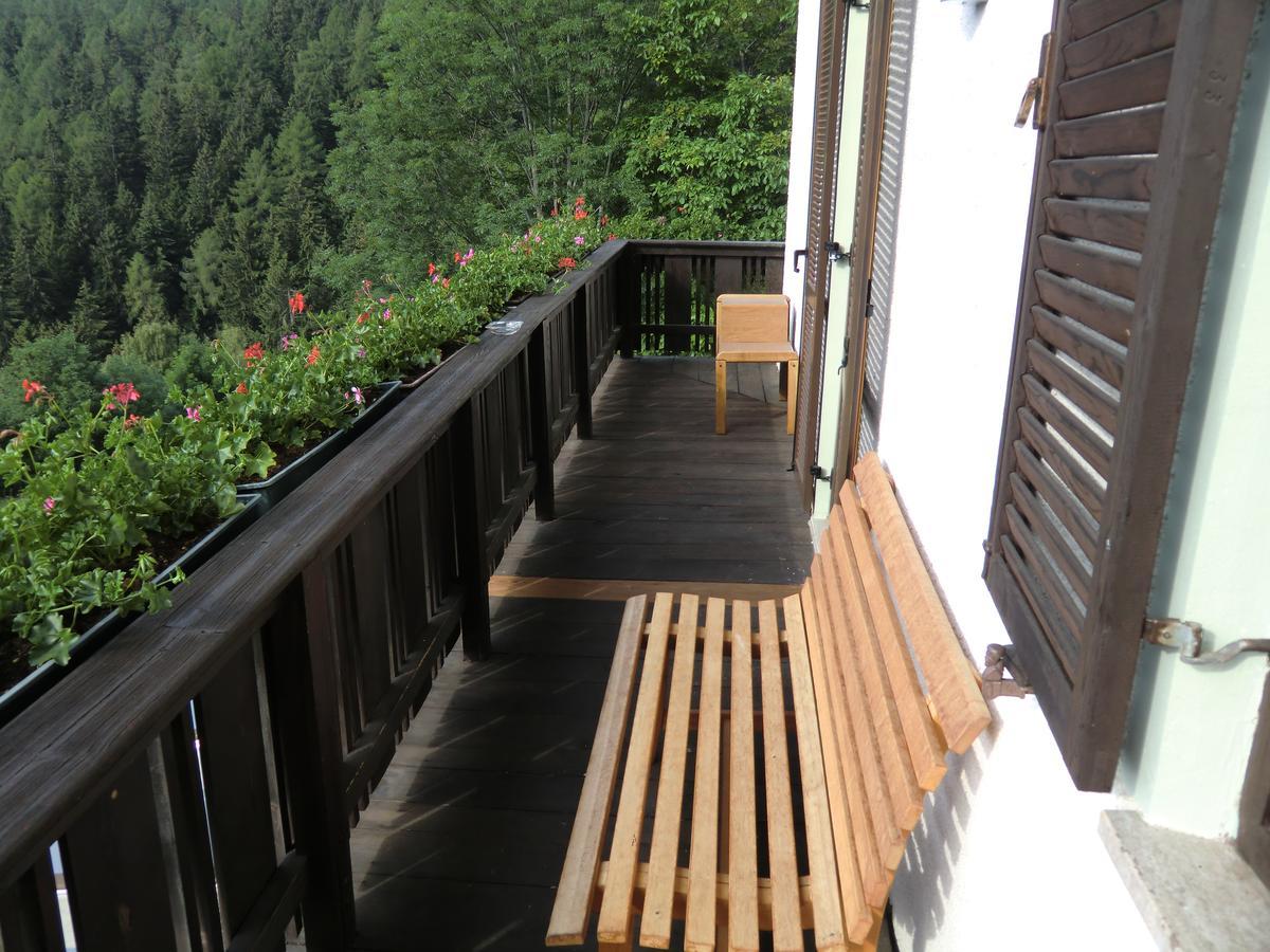 Alpenblick Bed & Breakfast Випитено Экстерьер фото