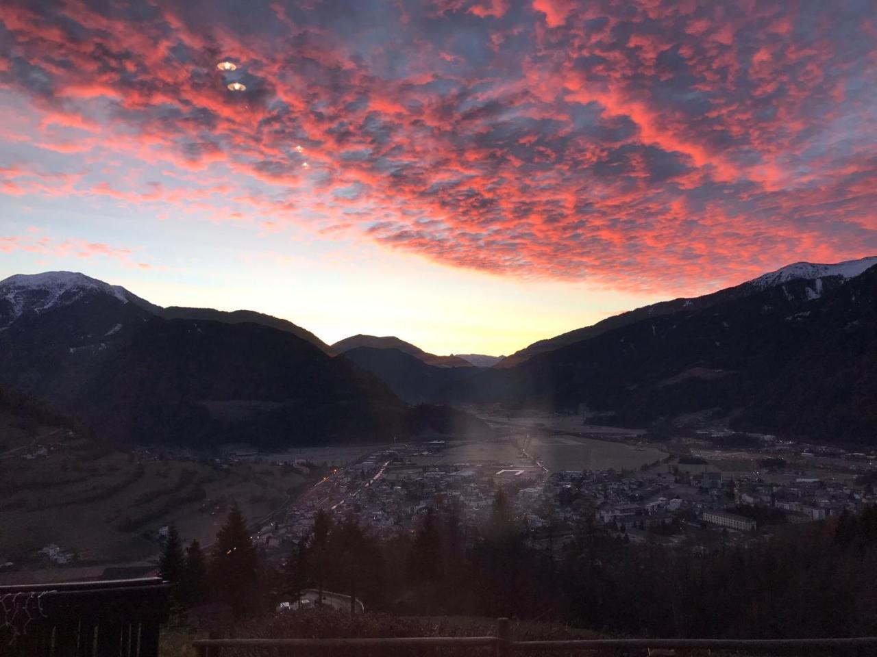 Alpenblick Bed & Breakfast Випитено Экстерьер фото